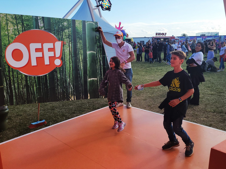 Kinect Dance Off